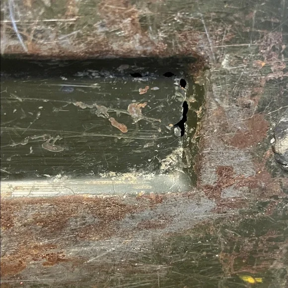 Vintage Green Metal Ammo Box - Picture 12 of 12